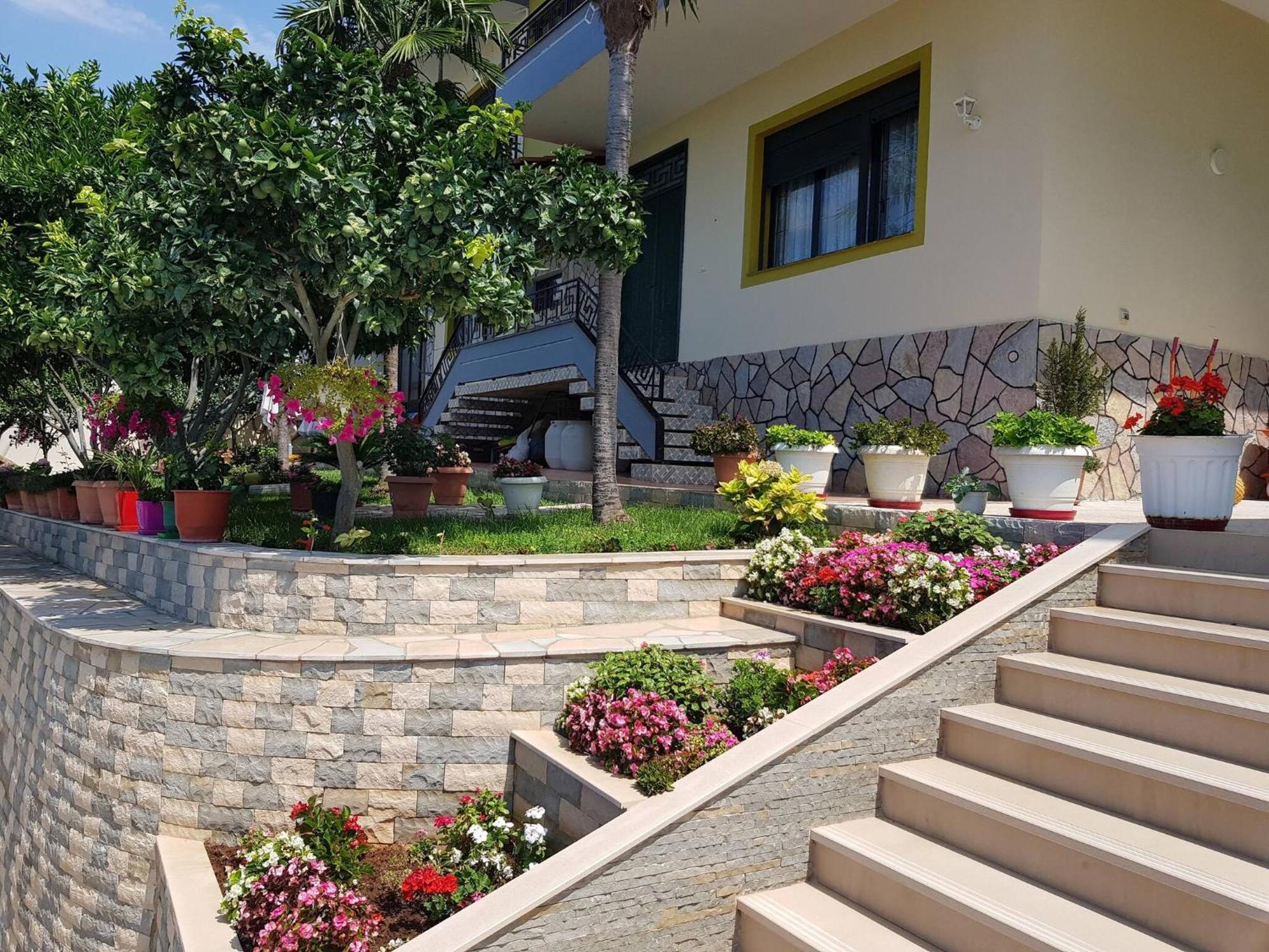 Villa Meminaj วญอเรอ ภายนอก รูปภาพ